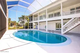 Picture of 673 E Rocks Dr, Sanibel, FL 33957