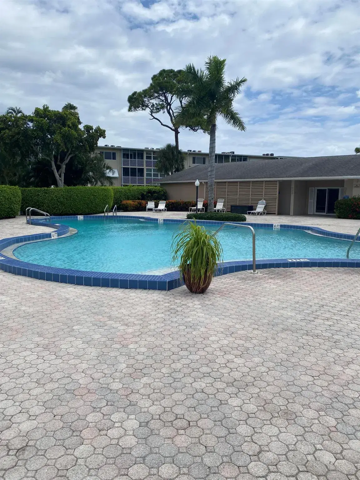 Picture of 2856 S Garden Drive 201, Lake Worth, FL 33461