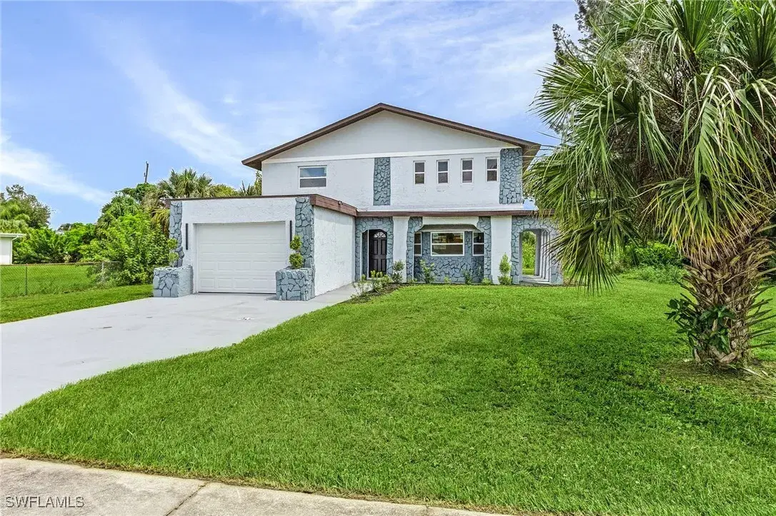 Picture of 2181 Towles St W, Fort Myers, FL 33916