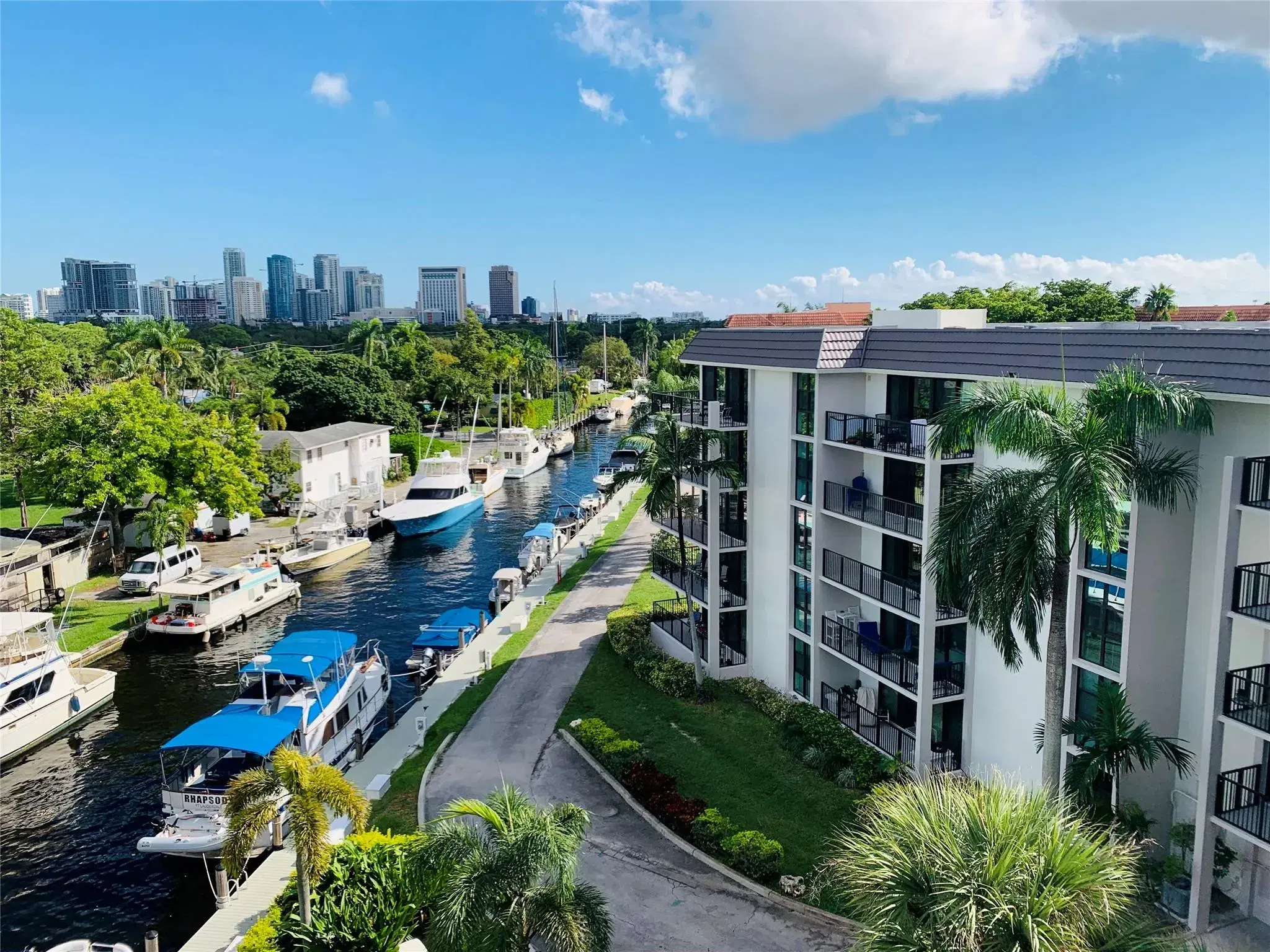 Picture of 1000 River Reach Dr 120, Fort Lauderdale, FL 33315