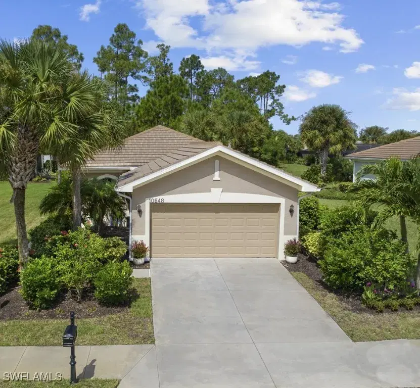 Picture of 10648 Camarelle Cir, Fort Myers, FL 33913