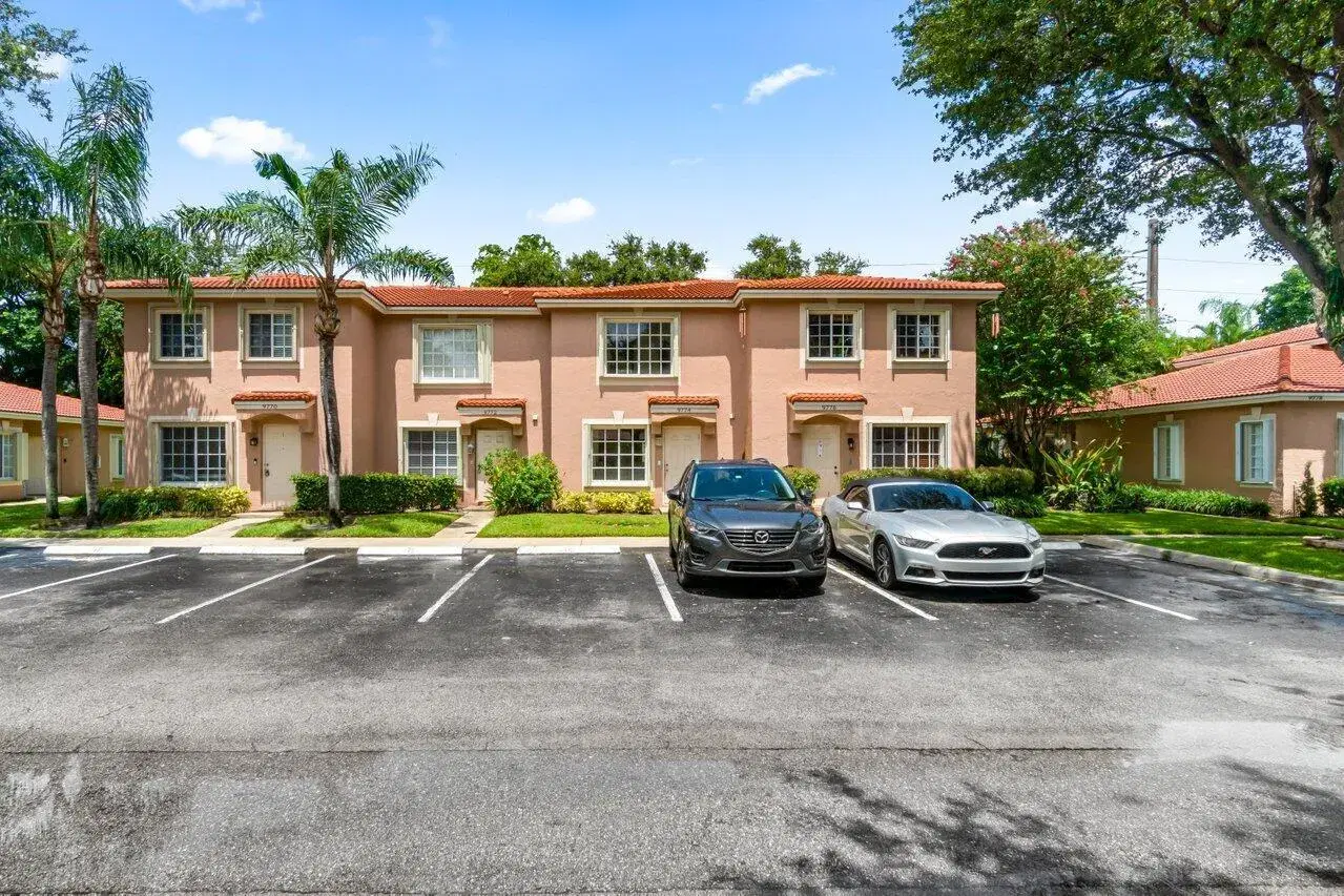 Picture of 9774 Kamena Circle, Boynton Beach, FL 33436