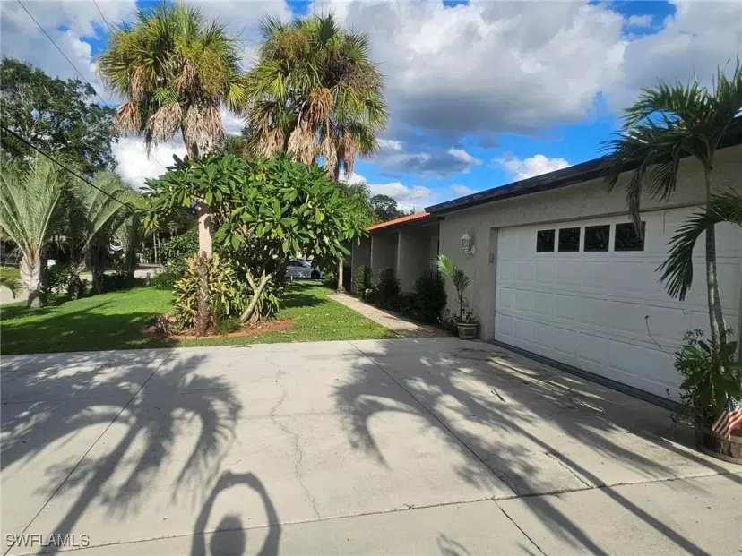 Picture of 13515 Island Rd, Fort Myers FL 33905