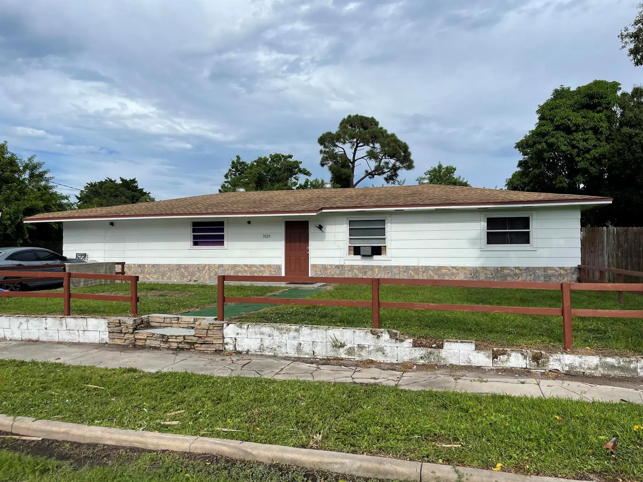 Picture of 3024 W Dixie Boulevard, Fort Pierce, FL 34946