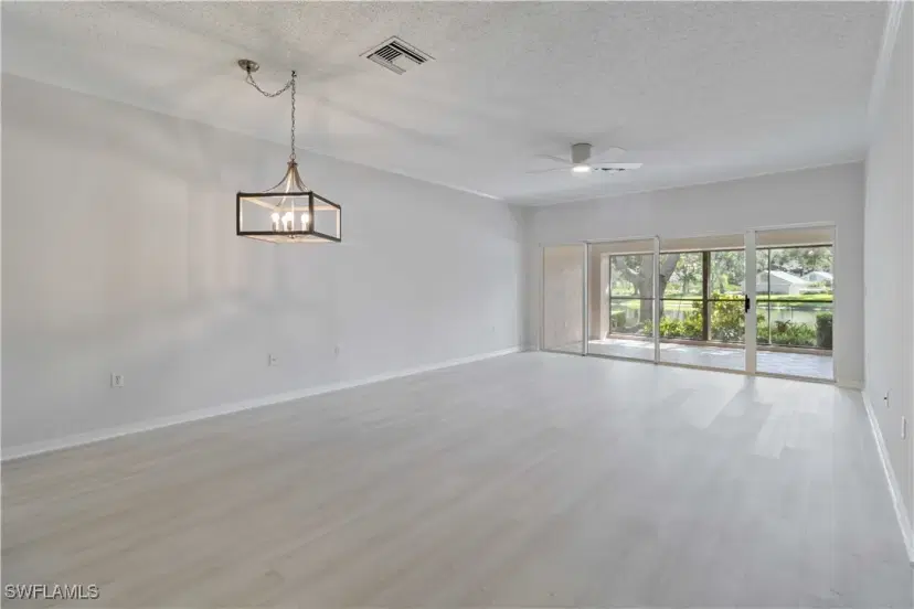 Picture of 606 Arbor Lake Dr 6-104, Naples FL 34110