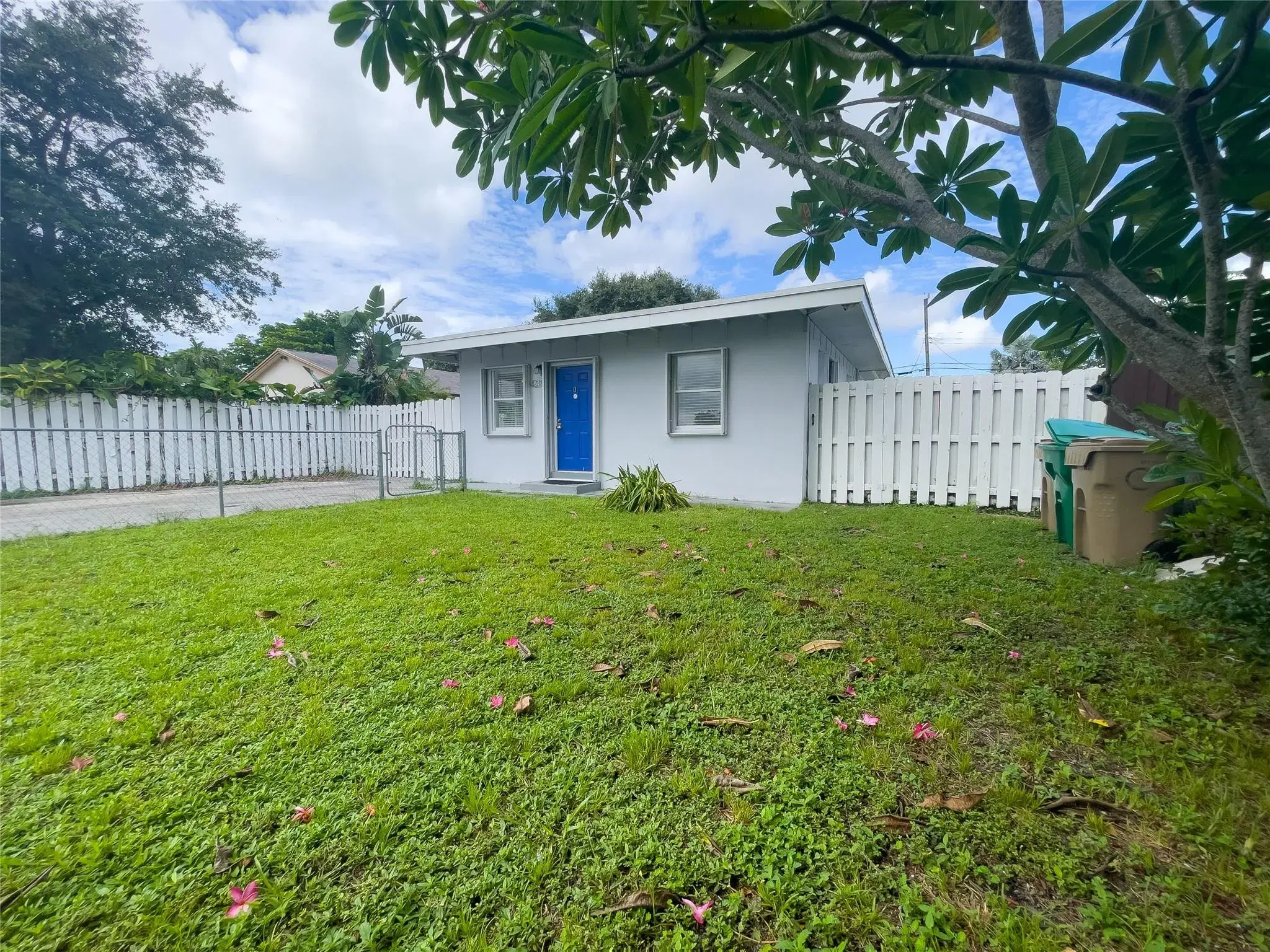 Picture of 4239 SW 61St Ave, Davie, FL 33314