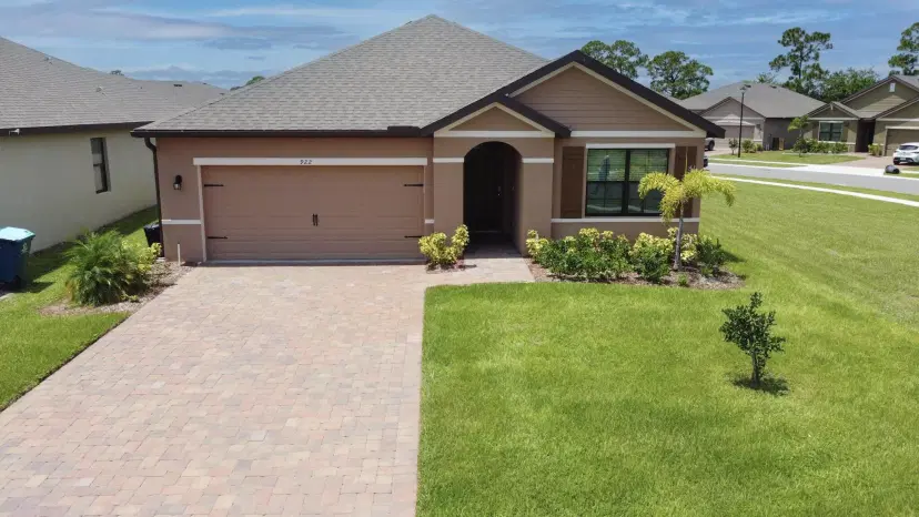 Picture of 922 Remington Green Drive Se, Palm Bay FL 32909