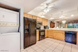 Picture of 137 Pinebrook Dr, Fort Myers, FL 33907