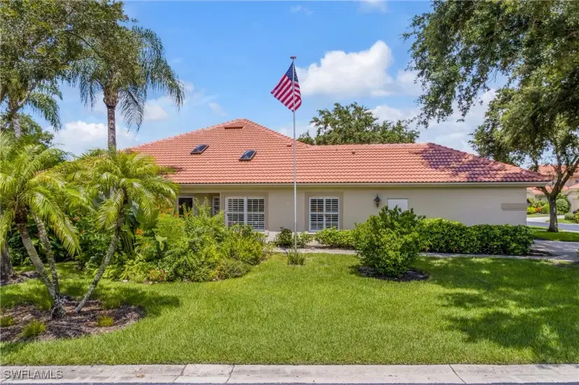 Picture of 221 Napa Ridge Rd E, Naples FL 34119