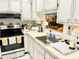 Picture of 5111 W Oakland Park Blvd 105, Lauderdale Lakes, FL 33313