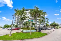 Picture of 3250 NE 28Th St 111, Fort Lauderdale, FL 33308