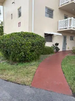 Picture of 2682 S Garden Drive 101, Lake Worth, FL 33461