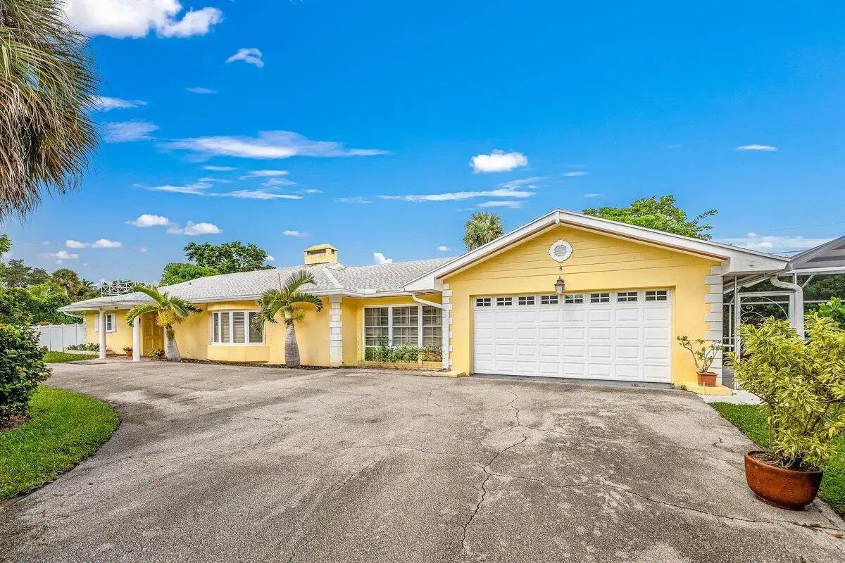 Picture of 1 Melody Lane, Sewalls Point, FL 34996