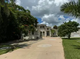 Picture of 4463 E Riverside Drive, Fort Myers, FL 33905