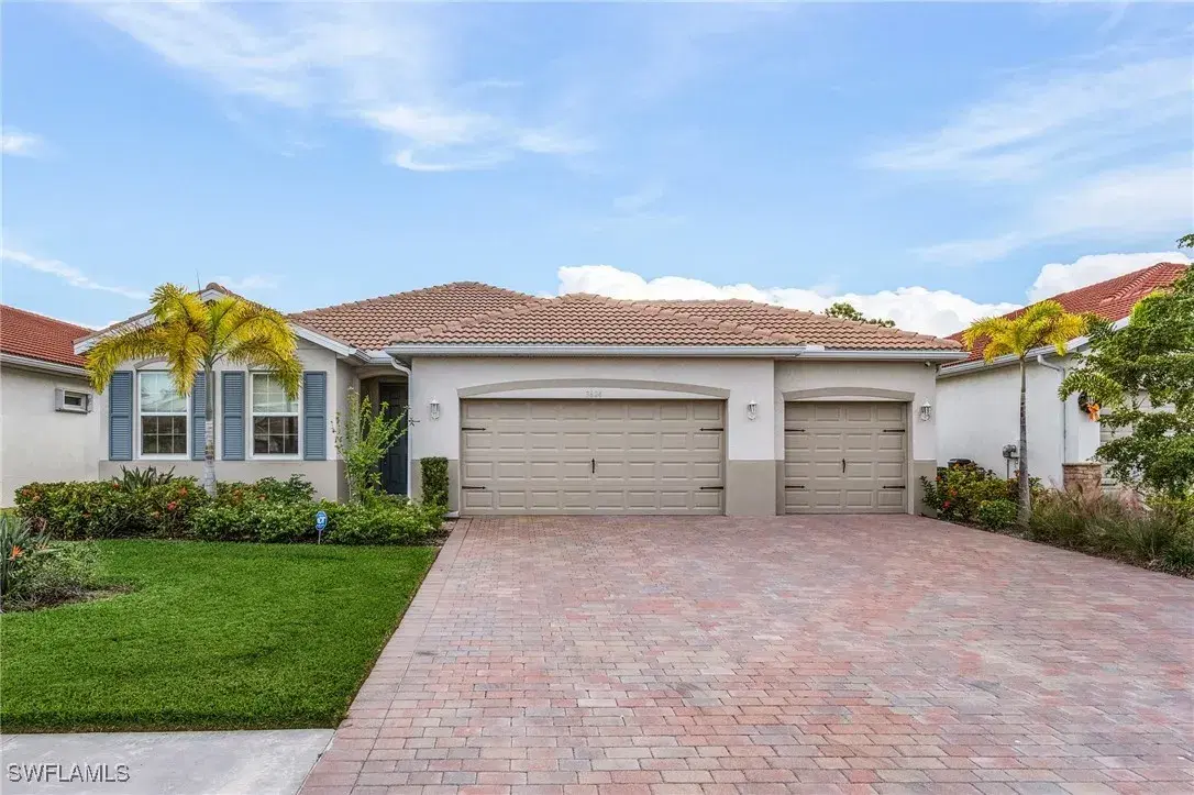 Picture of 3624 Avenida Del Vera, North Fort Myers, FL 33917