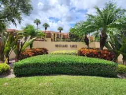 Picture of 5344 Woodland Lakes Drive 223, Palm Beach Gardens, FL 33418