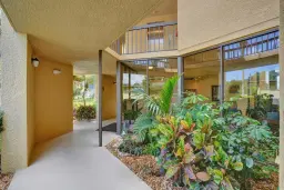 Picture of 5344 Woodland Lakes Drive 223, Palm Beach Gardens, FL 33418