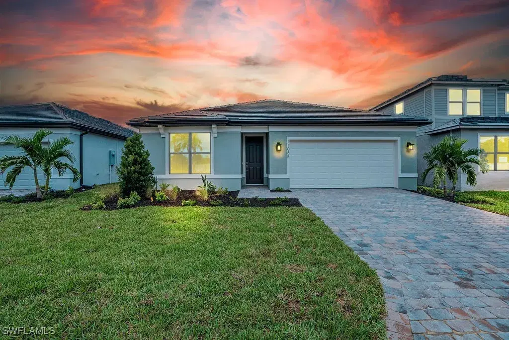 Picture of 11088 Addison Lake Cir, Fort Myers, FL 33966