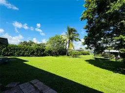 Picture of 5613 S Travelers Palm Ln, Tamarac, FL 33319