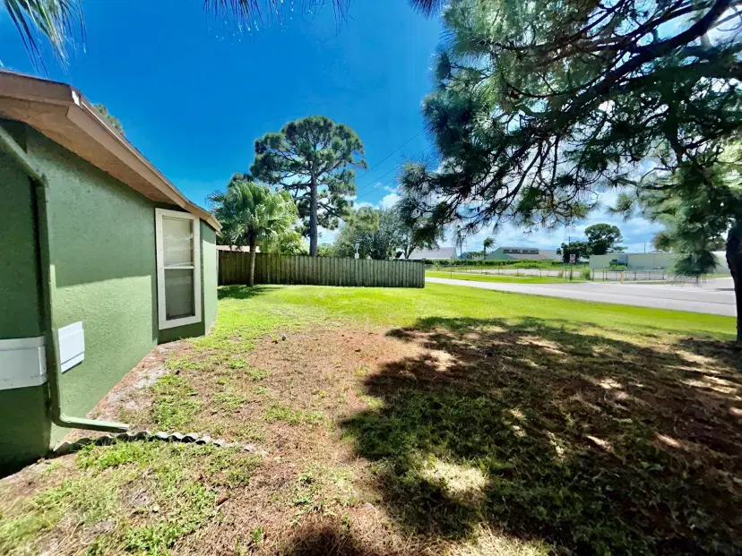 Picture of 2702 SE Bishop Avenue, Port St Lucie FL 34952