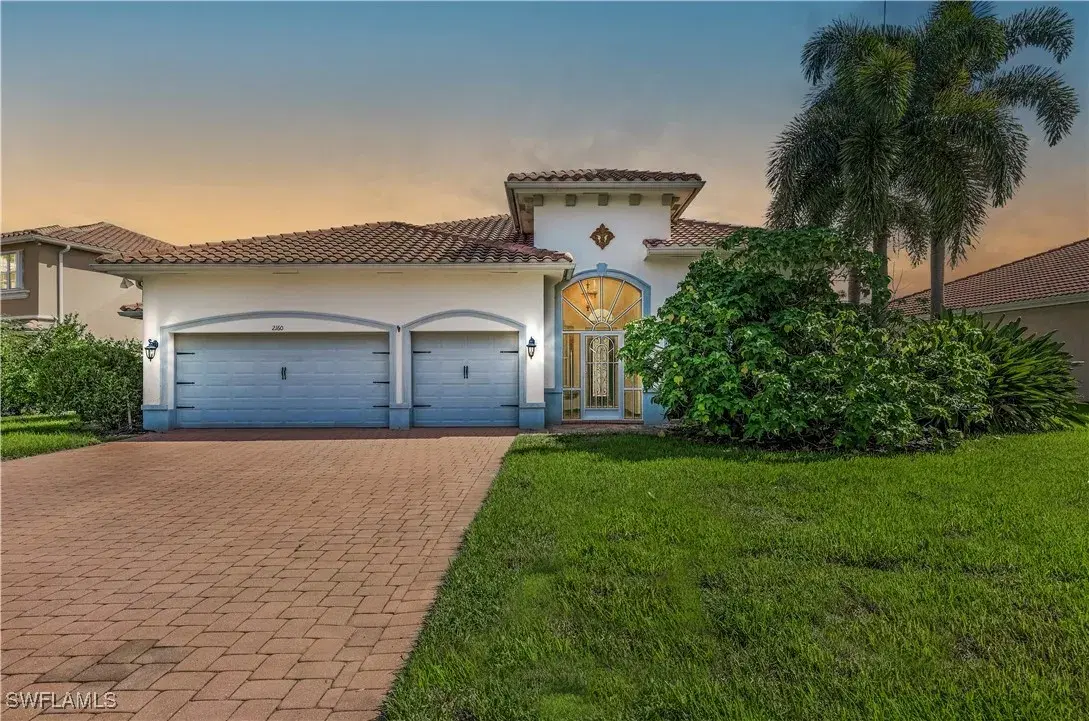 Picture of 2160 Vardin Pl, Naples, FL 34120