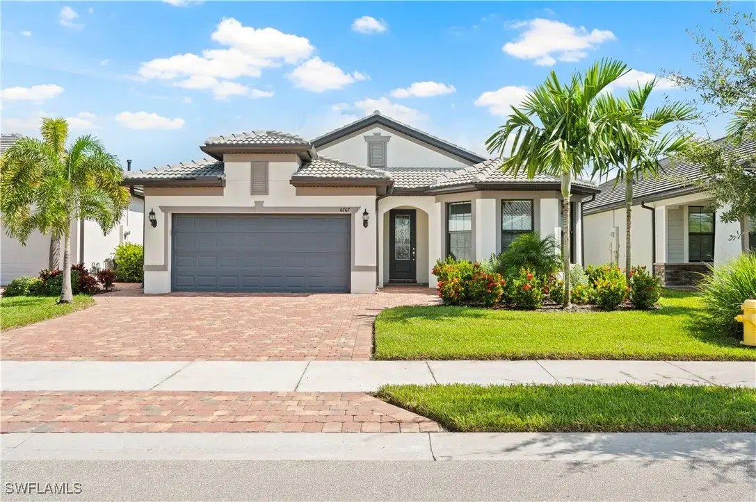 Picture of 6767 Pennyroyal Dr, Naples, FL 34114