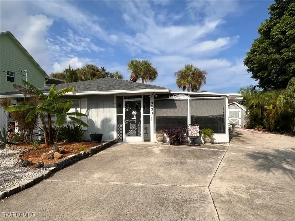 Picture of 2571 Tamarind St, St. James City, FL 33956