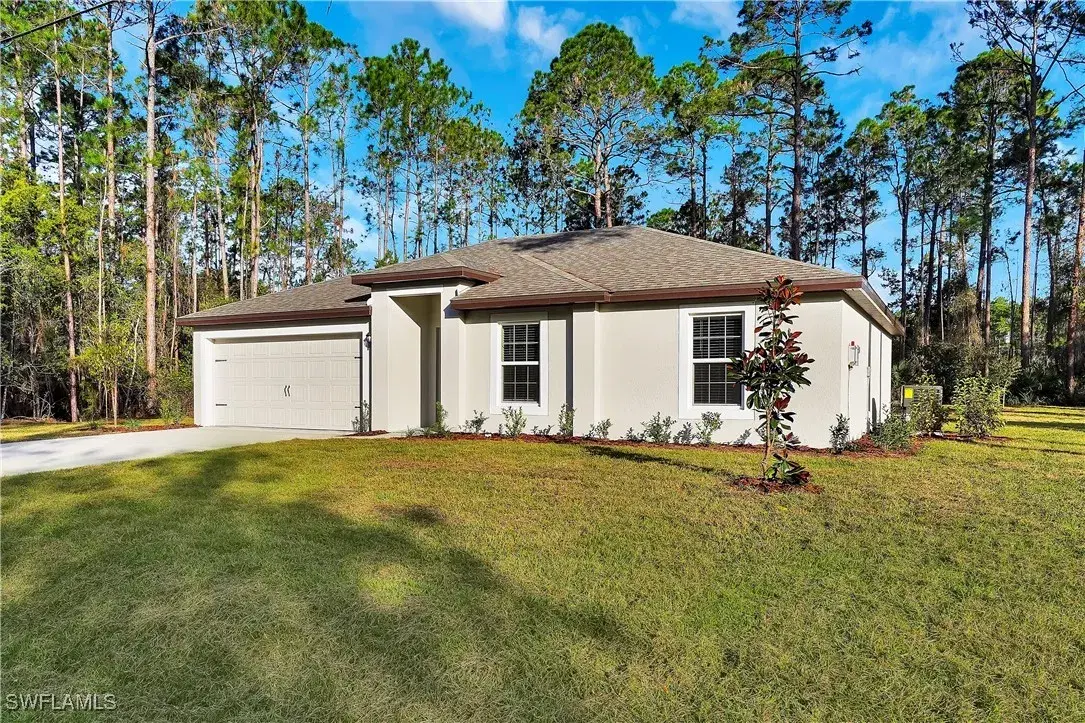 Picture of 184 Blackstone Dr, Fort Myers, FL 33913