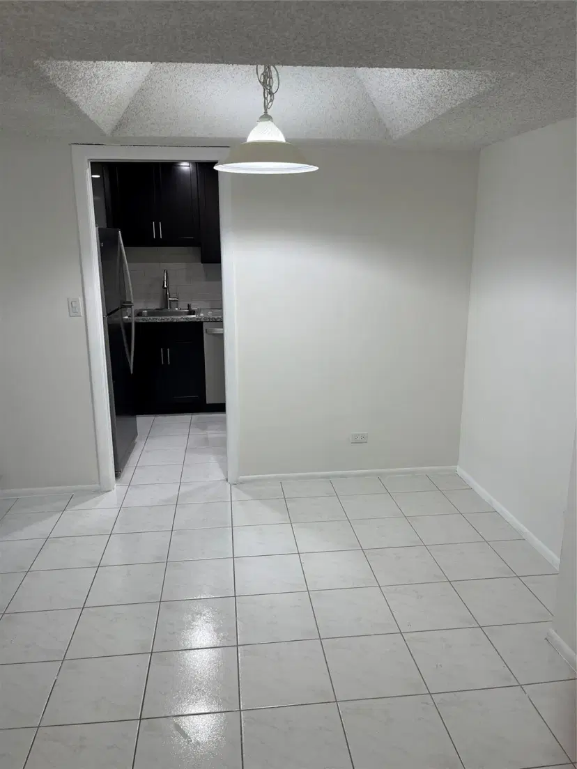 Picture of 3690 Inverrary Dr 3K, Lauderhill FL 33319