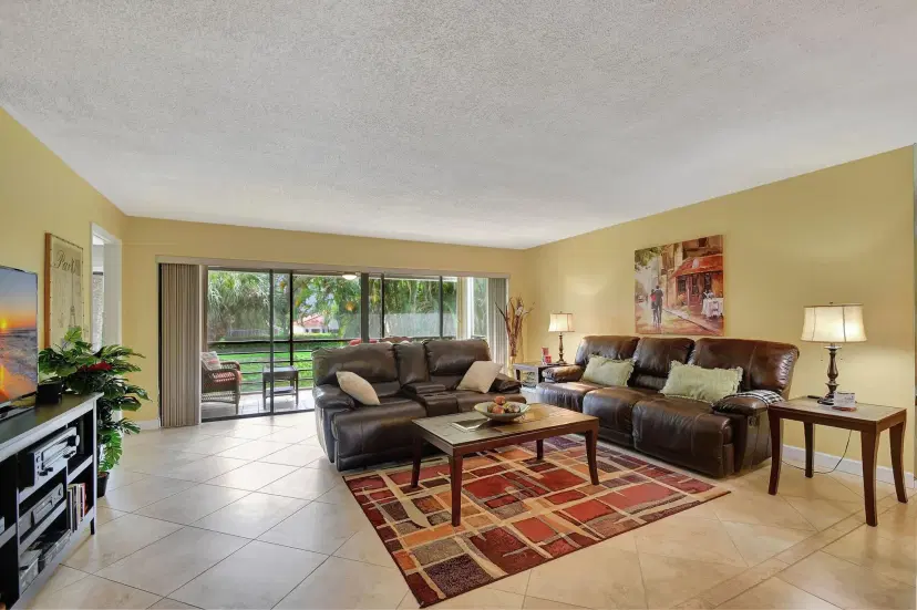 Picture of 5603 Fairway Park Dr 204, Boynton Beach FL 33437