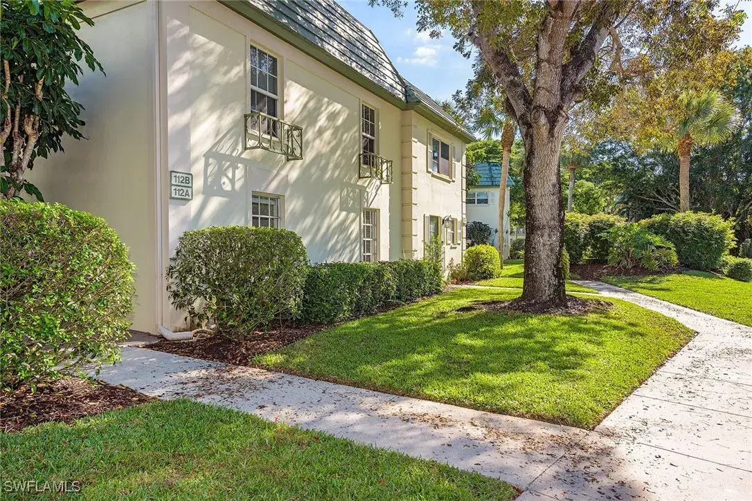 Picture of 112 Bob O Link Way 12B, Naples, FL 34105