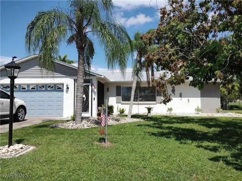 Picture of 9295 San Carlos Blvd, Fort Myers FL 33967