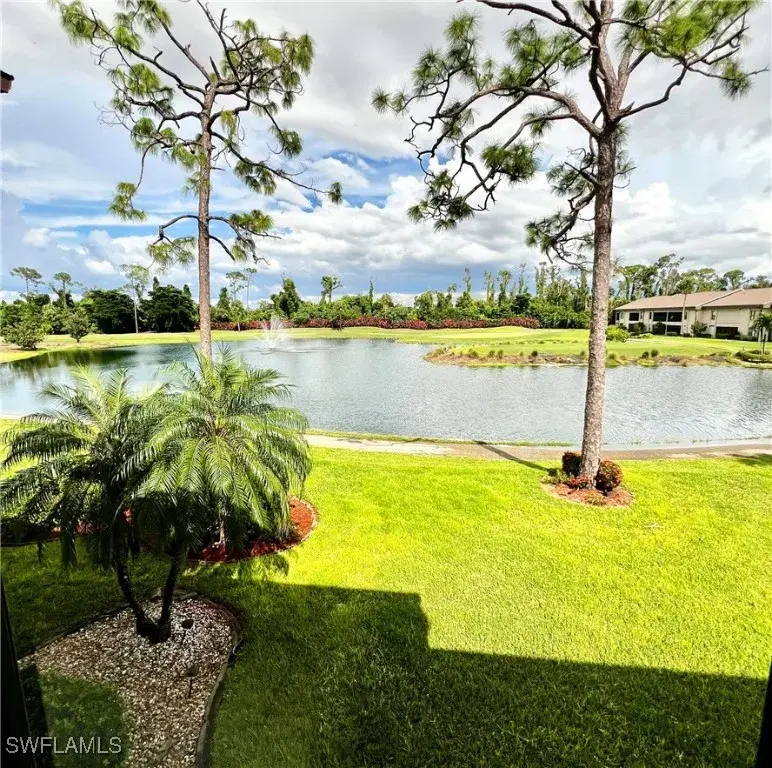 Picture of 5925 Trailwinds Dr 926, Fort Myers, FL 33907