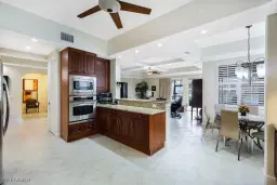 Picture of 571 Avellino Isles Cir 27102, Naples, FL 34119