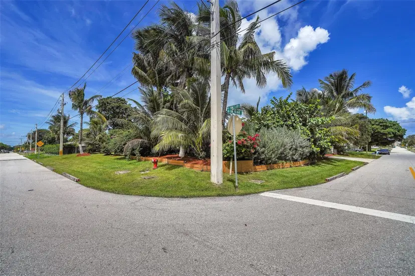 Picture of 345 SW 12Th Ave, Boynton Beach FL 33435