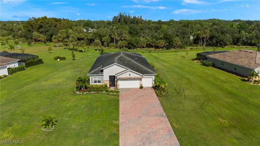 Picture of 2071 Hickeys Creekside Dr, Alva FL 33920