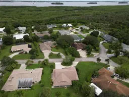 Picture of 585 W Forest Trl, Vero Beach, FL 32962