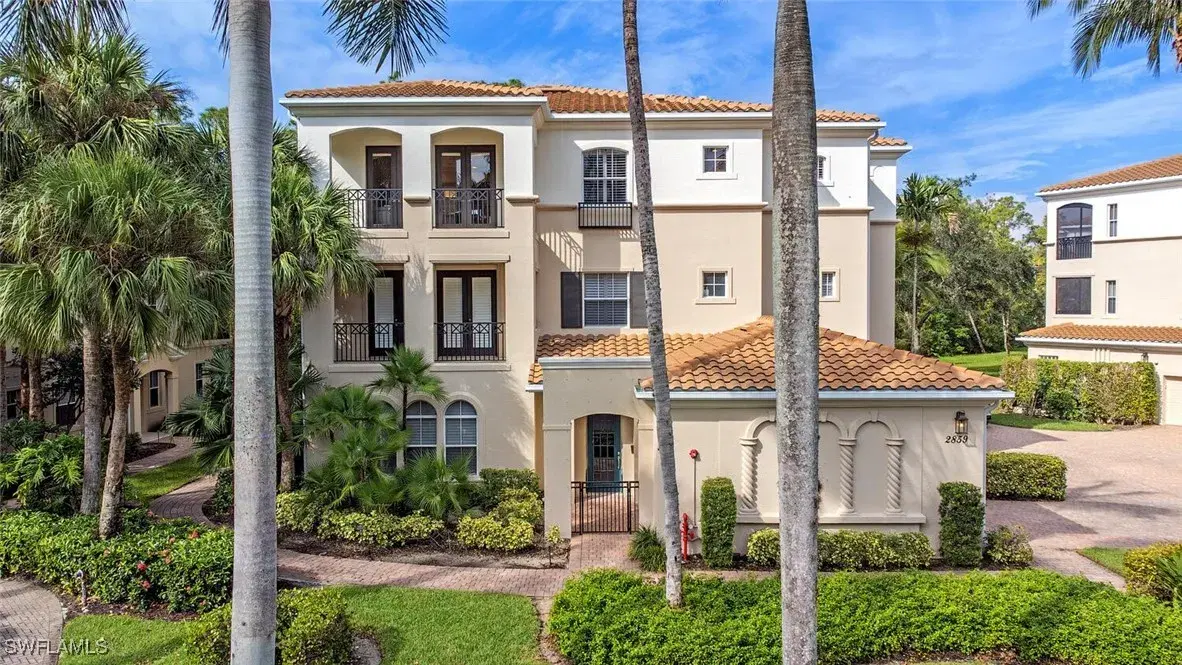 Picture of 2859 Tiburon Blvd E 103, Naples, FL 34109