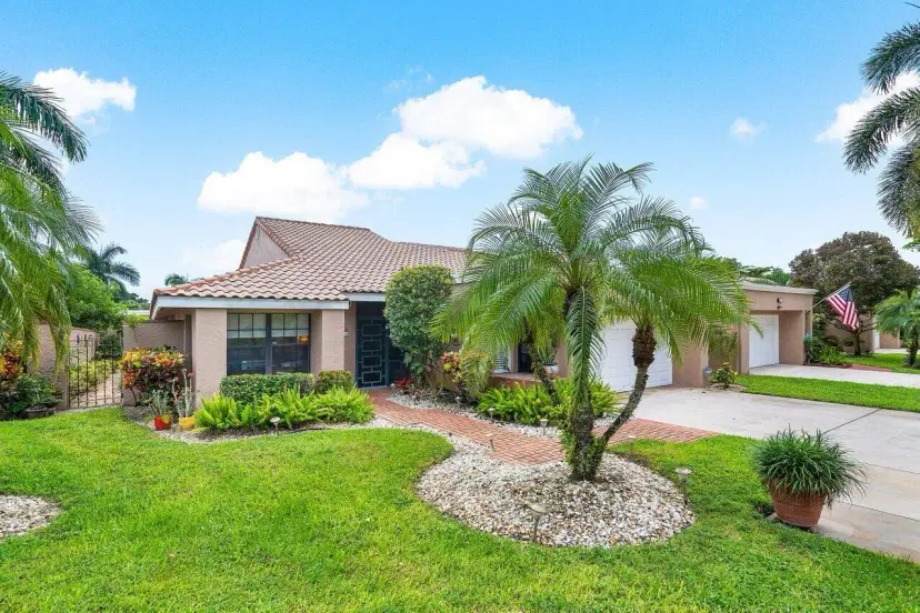 Picture of 11094 Applegate Lane, Boynton Beach FL 33437