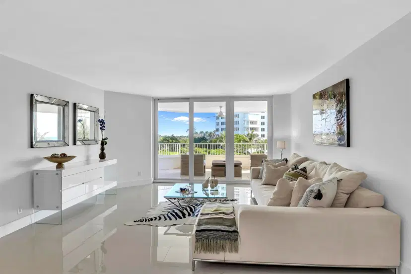 Picture of 550 S Ocean Boulevard 403, Boca Raton FL 33432