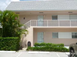 Picture of 18081 SE Country Club Drive Bldg 6 Apt 51, Jupiter, FL 33469