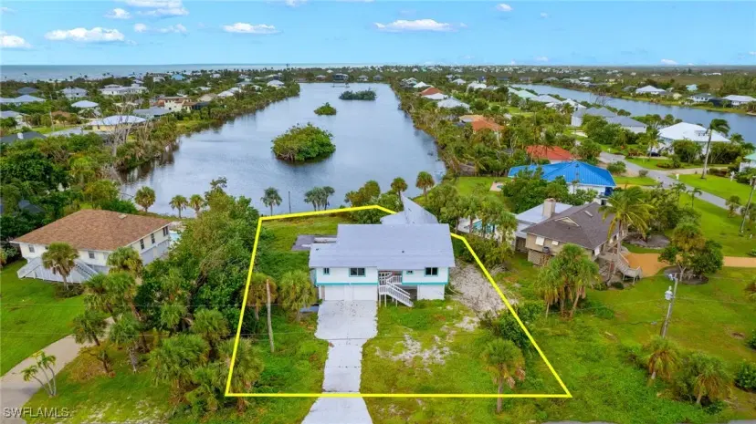 Picture of 497 Lake Murex Cir, Sanibel FL 33957