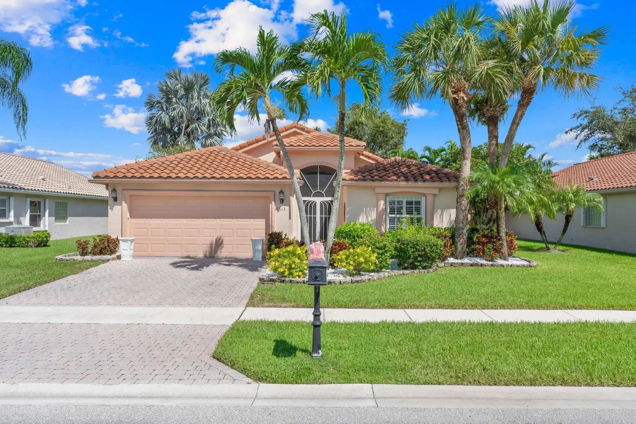 Picture of 7613 Caprio Dr, Boynton Beach, FL 33472