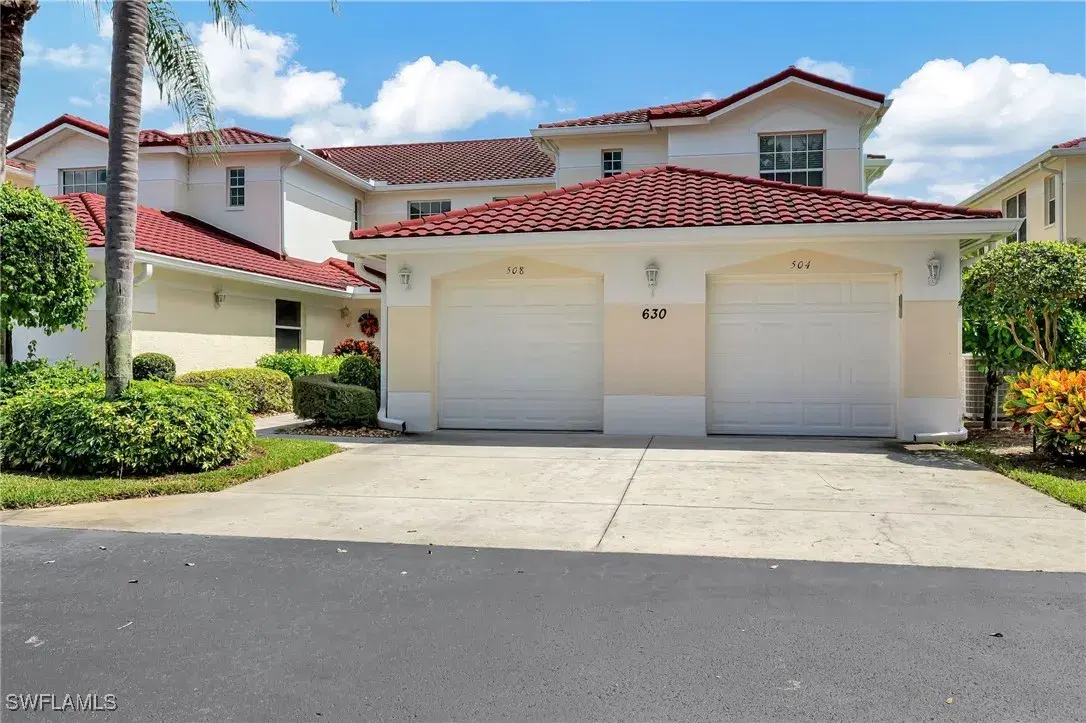 Picture of 630 Lalique Cir 504, Naples, FL 34119