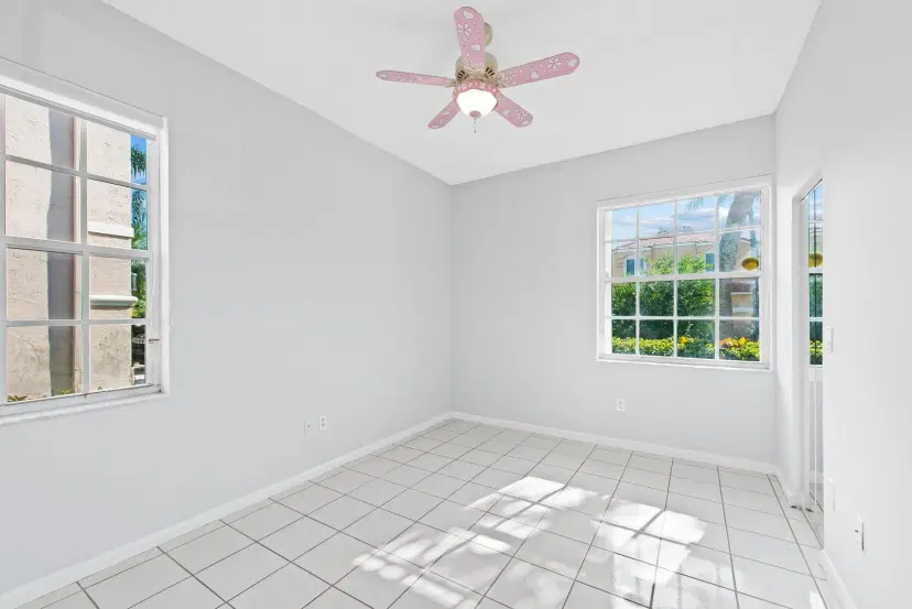 Picture of 678 NW 155Th Ter, Pembroke Pines FL 33028