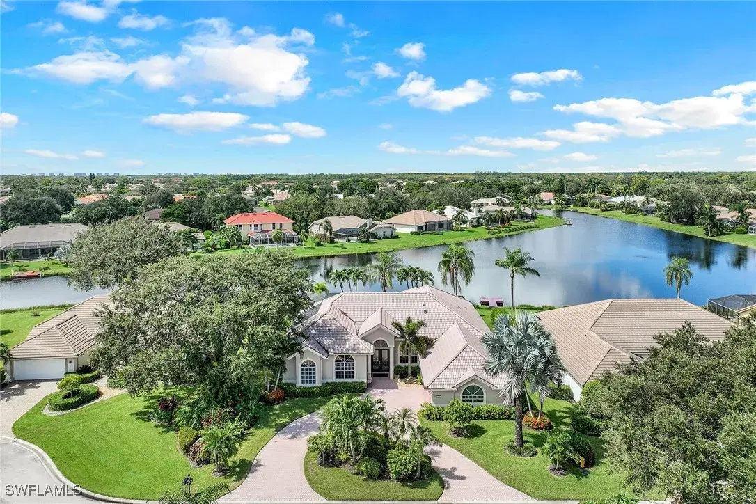 Picture of 11749 Pintail Ct, Naples, FL 34119