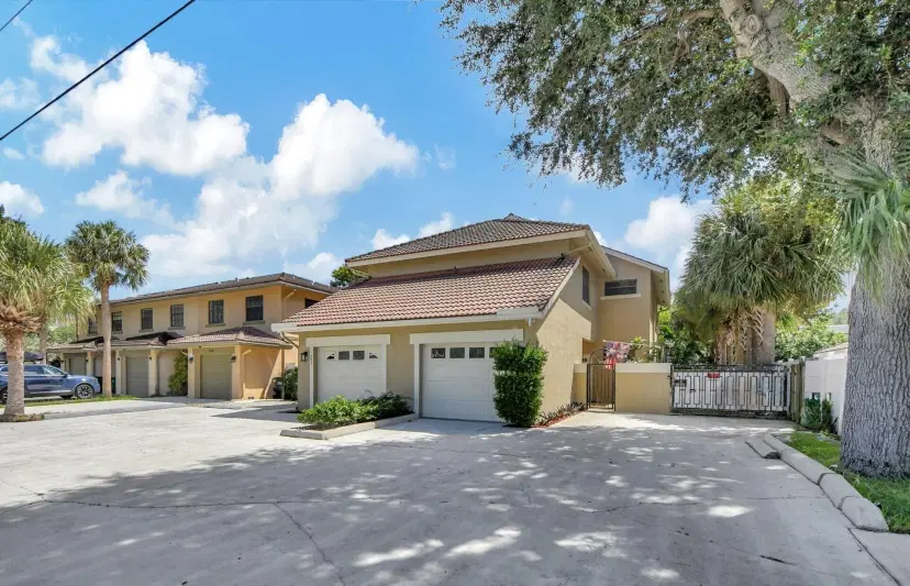 Picture of 240/242 Avenue L, Delray Beach FL 33483