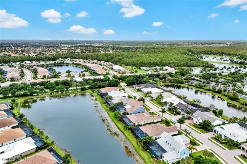 Picture of 14832 Dockside Ln, Naples FL 34114