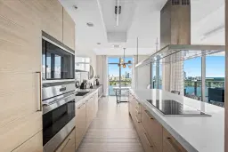 Picture of 17301 Biscayne Boulevard 2009, North Miami Beach, FL 33160