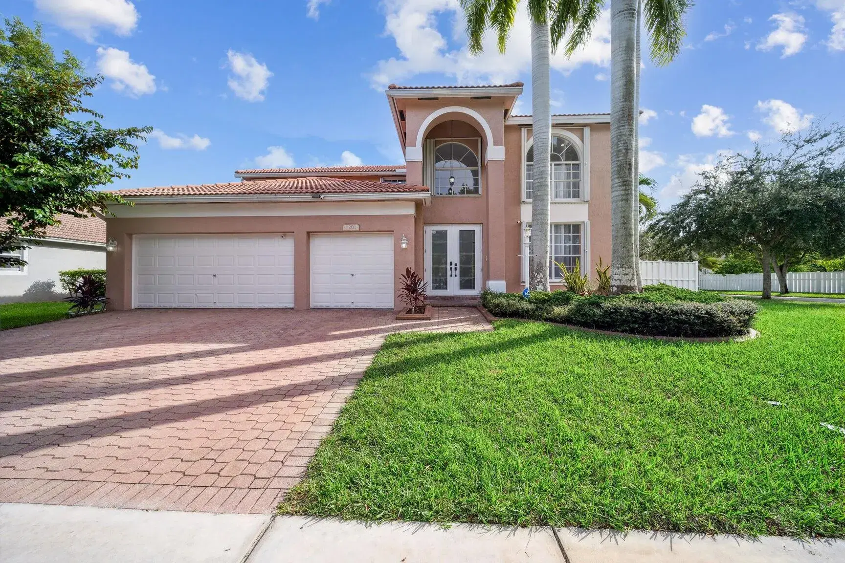 Picture of 1201 NW 141St Ave, Pembroke Pines, FL 33028